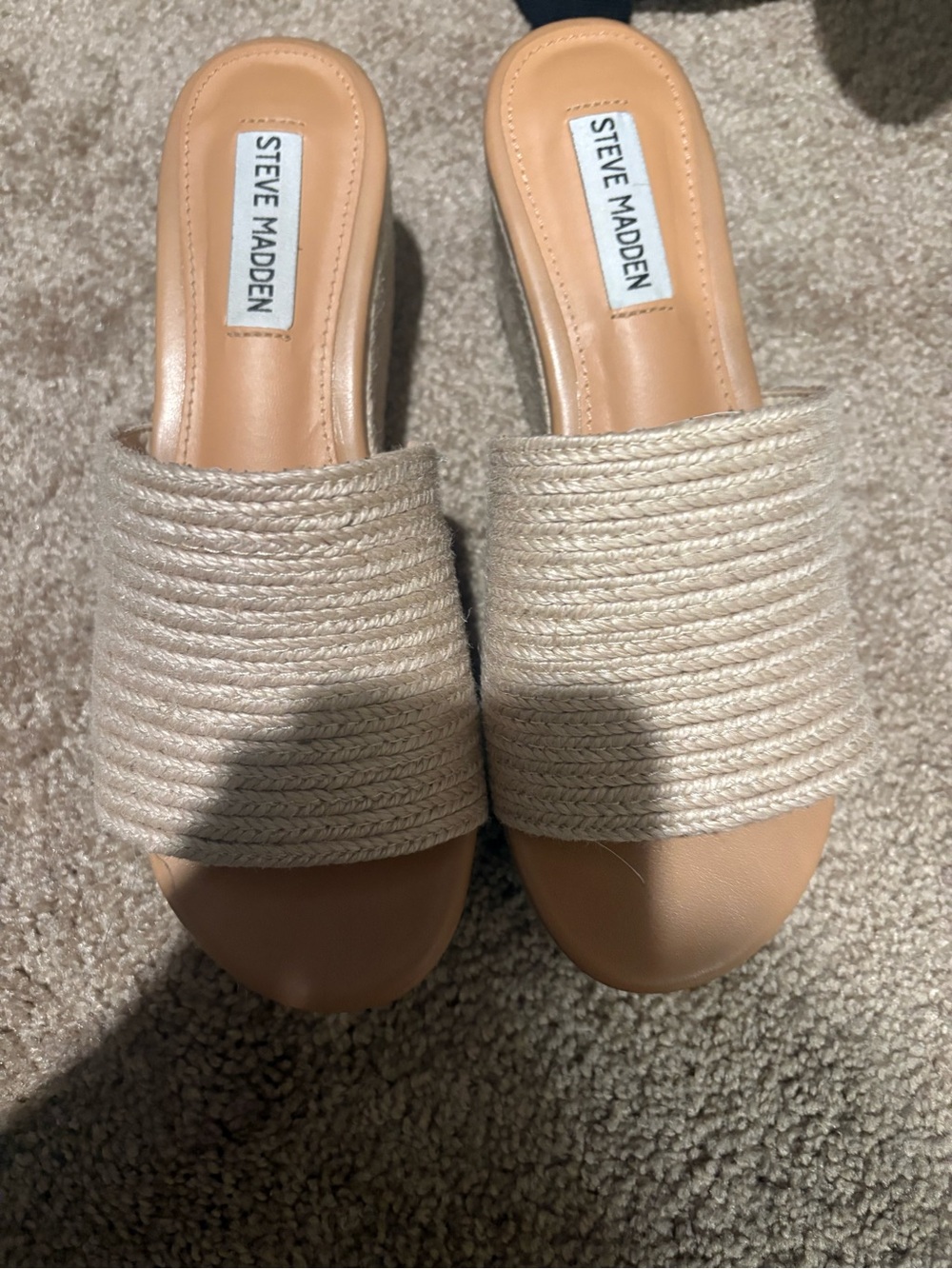 Steve Madden Women’s Beige wedges